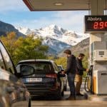 Carburant moins cher en Andorre : pourquoi des centaines de Français font des dizaines de kilomètres pour faire le plein