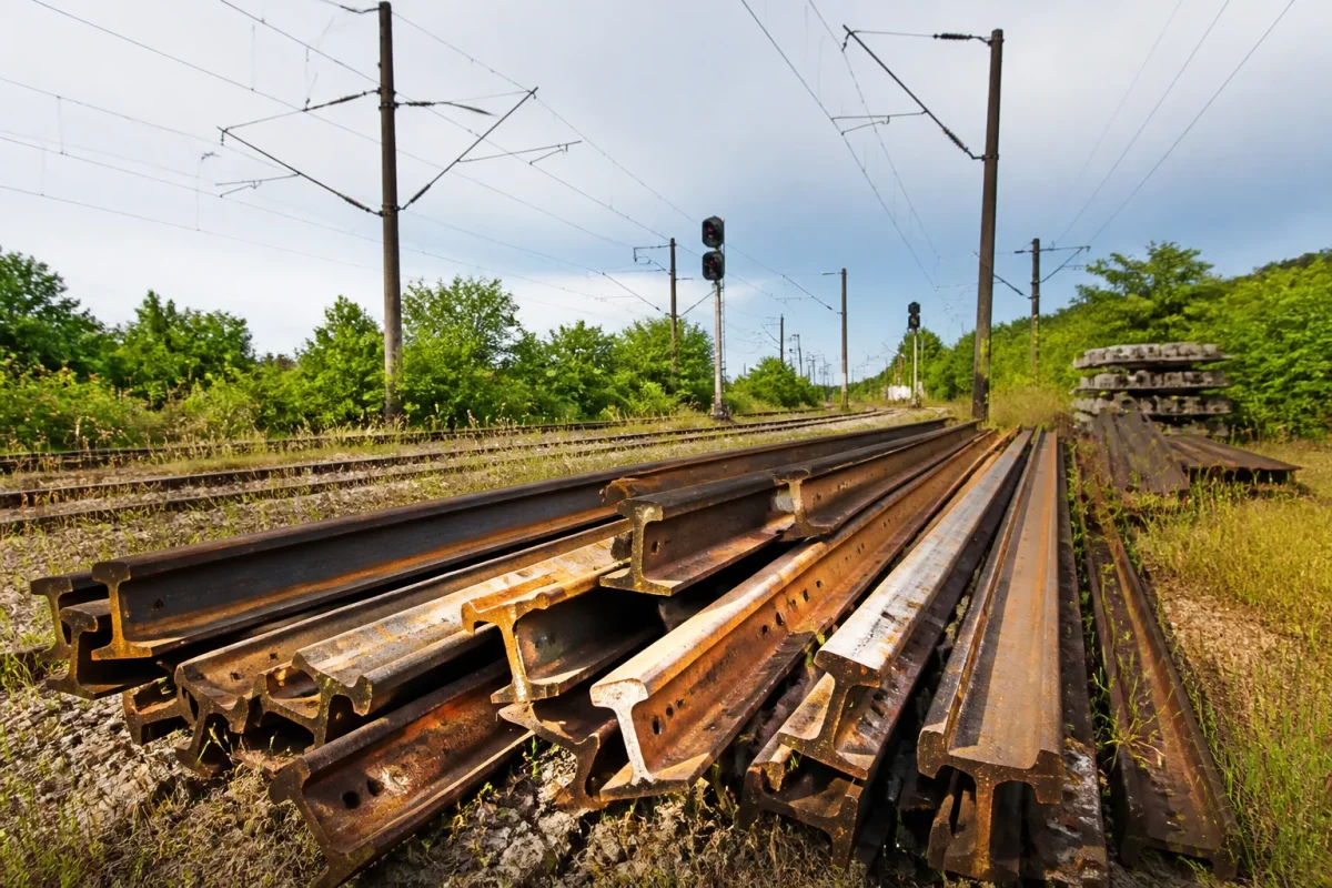 Materiels de travaux arretes pres des voies ferrees