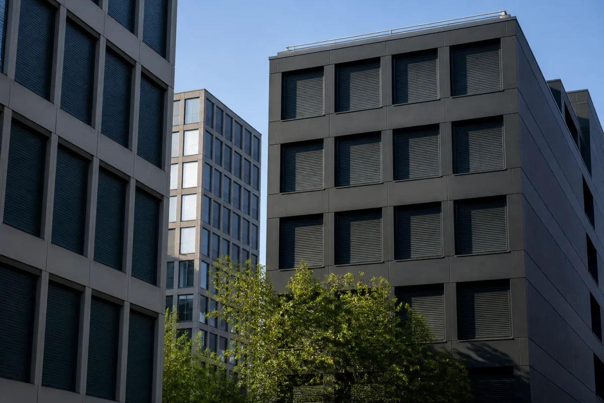 Immeubles urbains avec enveloppes administratives fermees